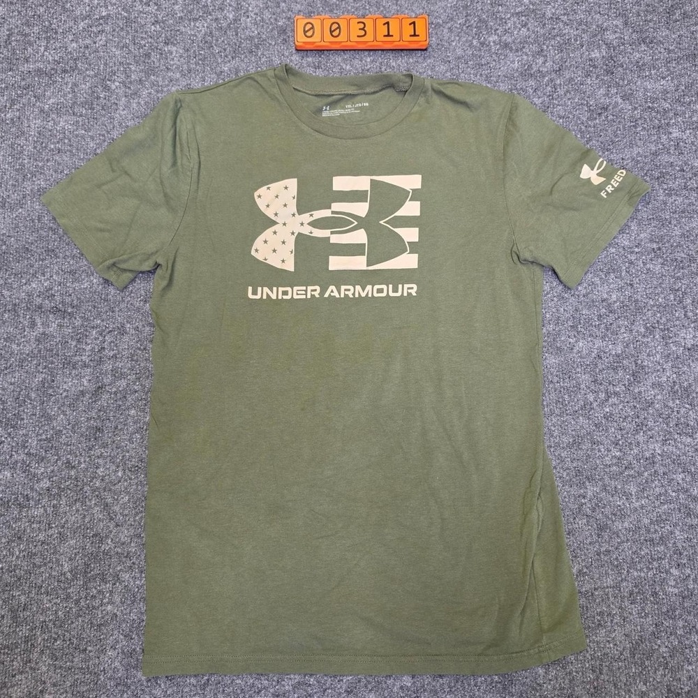 Under Armour Boys Size YXL Green T-Shirt with Tan Under Armour Logo and Text